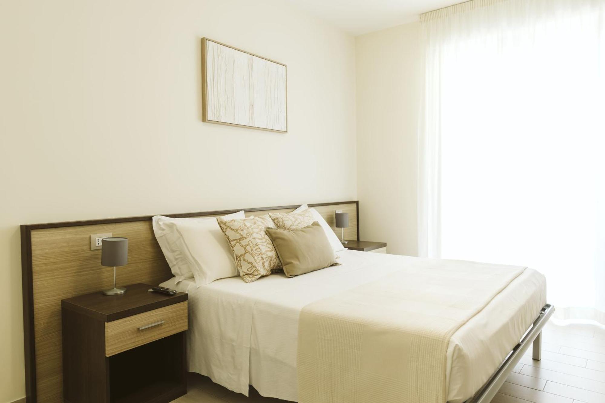 Residenze Roscioli Aparthotel Roseto Degli Abruzzi Luaran gambar
