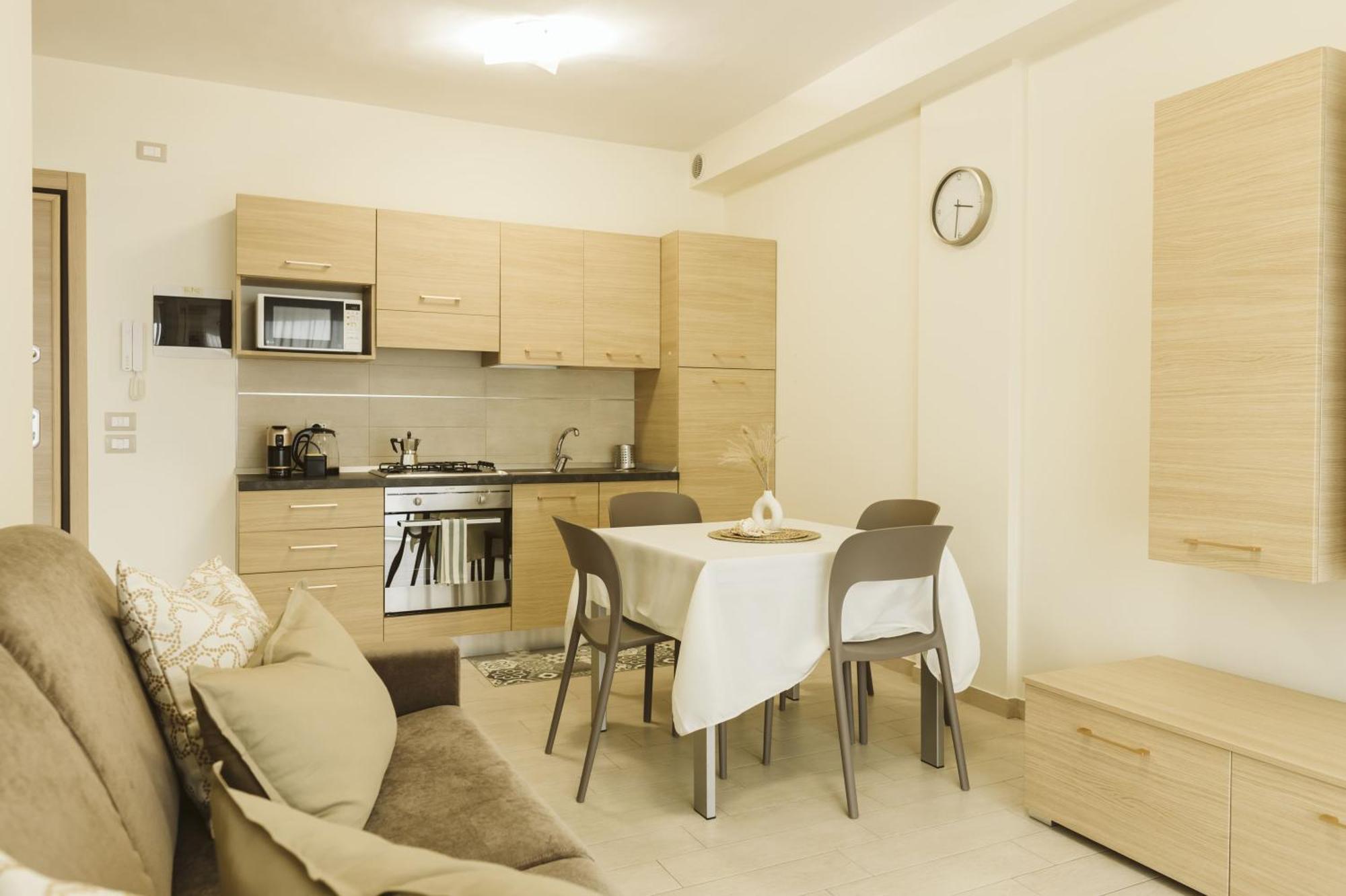 Residenze Roscioli Aparthotel Roseto Degli Abruzzi Luaran gambar