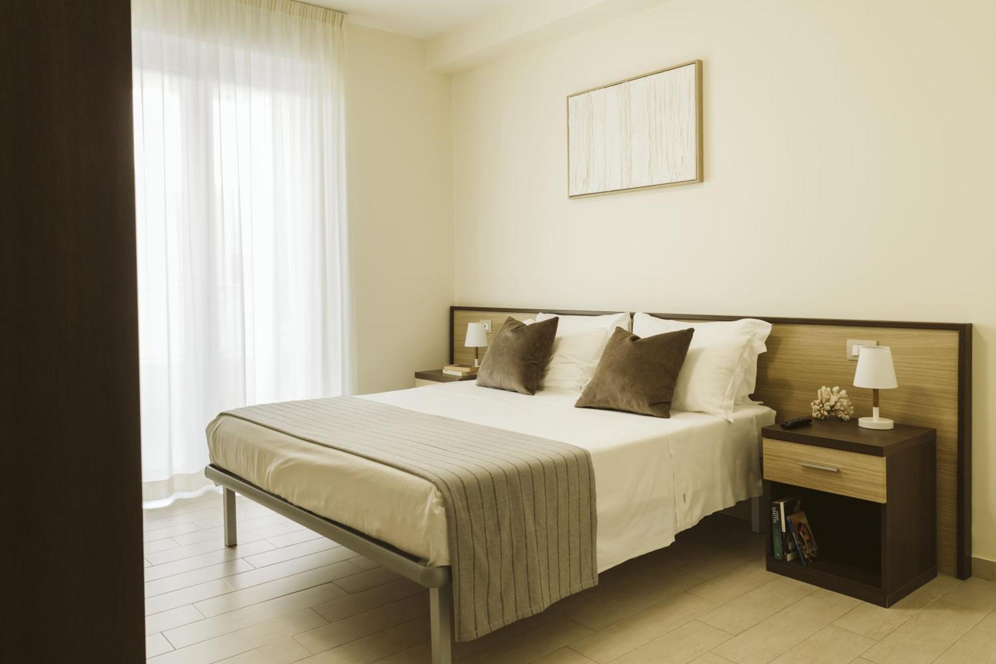 Residenze Roscioli Aparthotel Roseto Degli Abruzzi Luaran gambar