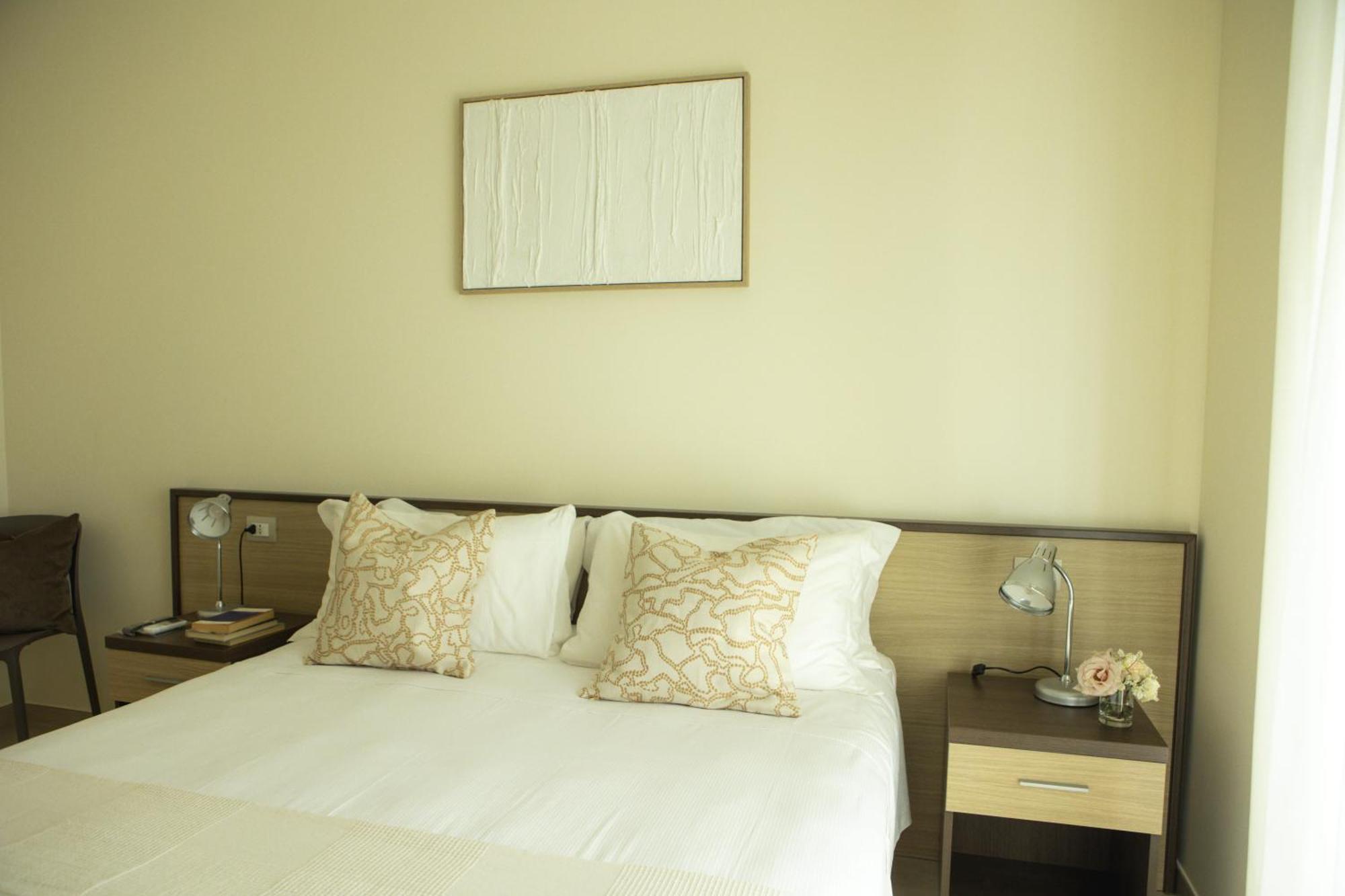 Residenze Roscioli Aparthotel Roseto Degli Abruzzi Luaran gambar